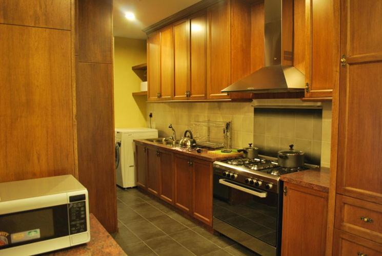 Mciti Suites Miri Exterior photo