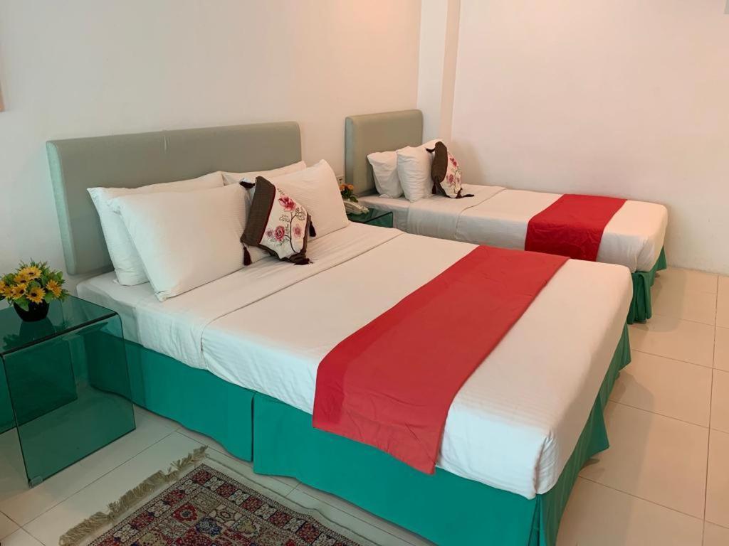 Mciti Suites Miri Exterior photo